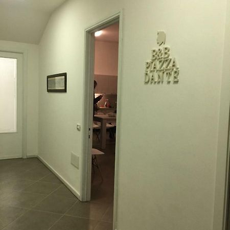 B&B Piazza Dante Nuoro Нуоро Экстерьер фото