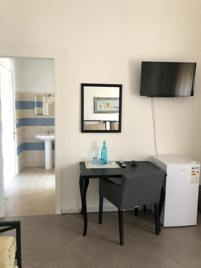 B&B Piazza Dante Nuoro Нуоро Экстерьер фото