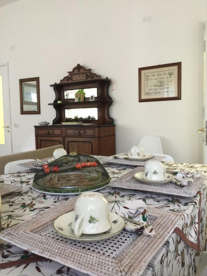 B&B Piazza Dante Nuoro Нуоро Экстерьер фото